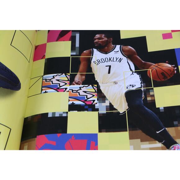 SLAM Presents KICKS 25 Magazine 2022 Stephen Curry Cover “10 Pairs Deep” - Picture 5 of 9